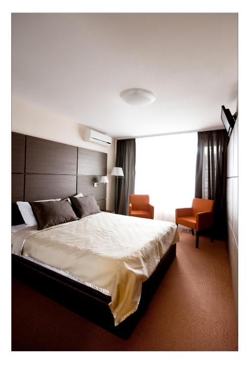 Hotel Mirniy Resort Odessa Zimmer foto