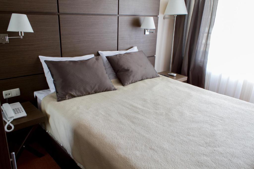 Hotel Mirniy Resort Odessa Zimmer foto
